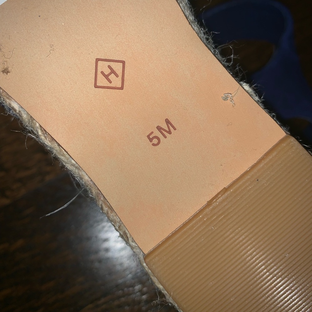 Halogen Platform Sandals - Picture 5 of 6